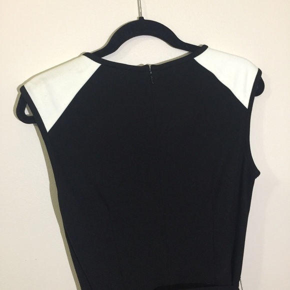 Cache  Dress - Picture 7 of 7